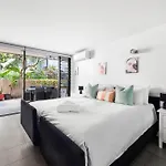Groundfloor Surry Hills Retreat With Cinema